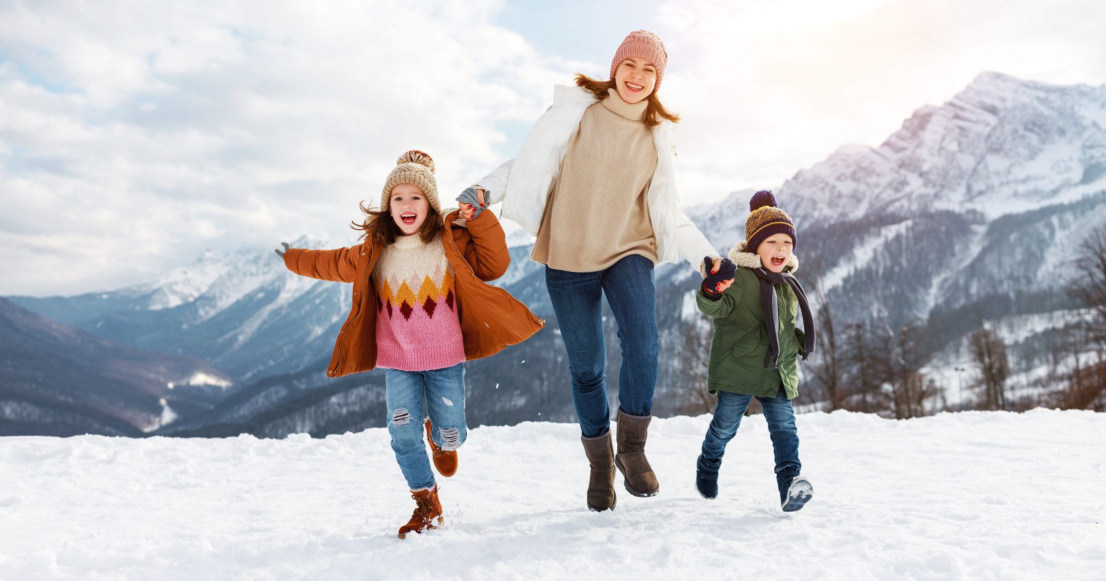 Euro Dom ménage repassage garde d'enfants iStock 1199745276 scaled